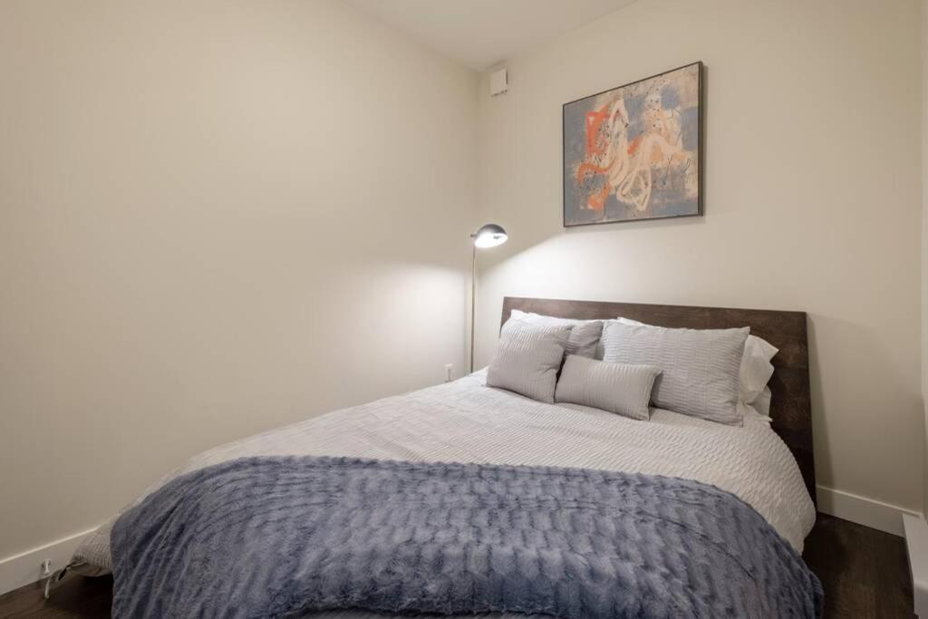 Clean 4Th Floor 1 Bedroom Apt In Old Town China Town Victoria Exteriör bild