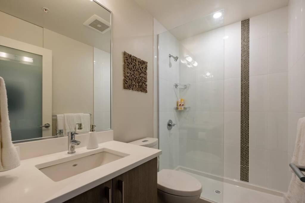 Clean 4Th Floor 1 Bedroom Apt In Old Town China Town Victoria Exteriör bild
